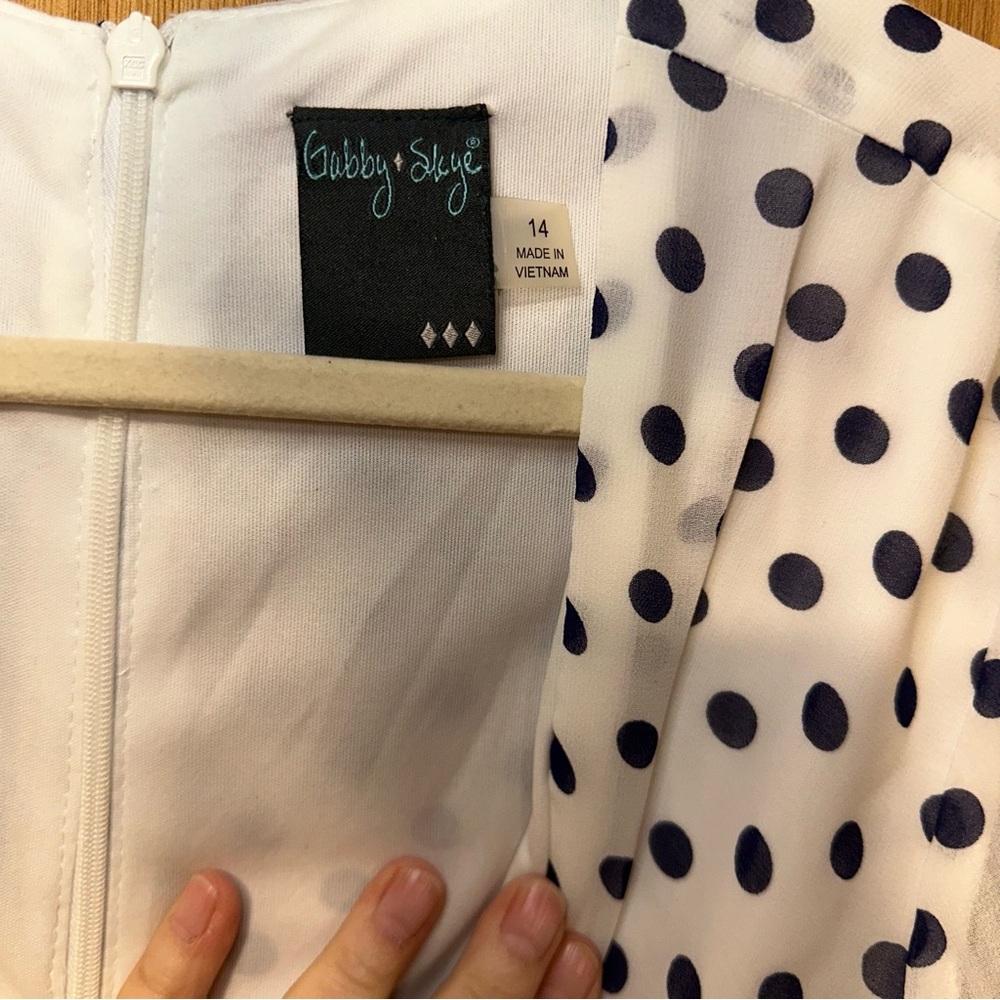 Gabby Skye White and Blue Wrap Sundress with Bishop Sleeves - Picture 4 of 7